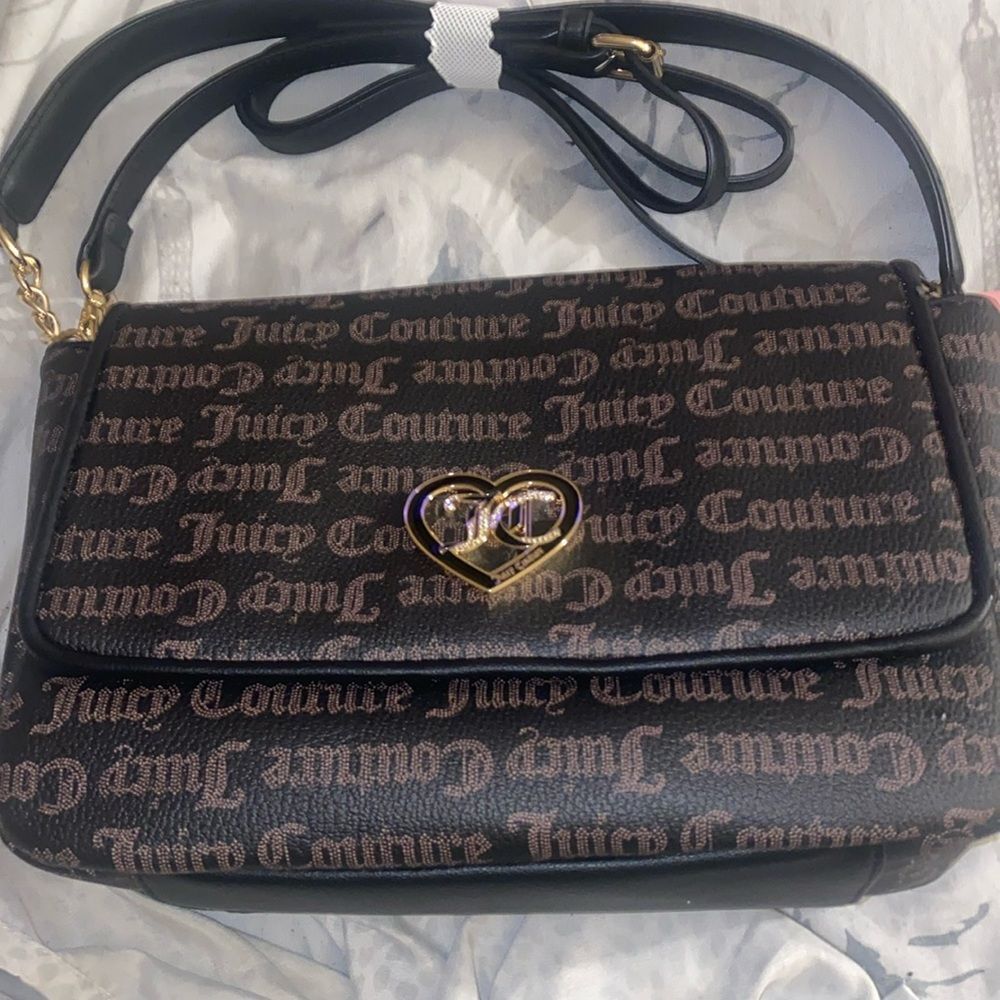 Juicy Couture Crossbody bag NWT SALE ITEM UNTIL 7/5/24🚨🚨